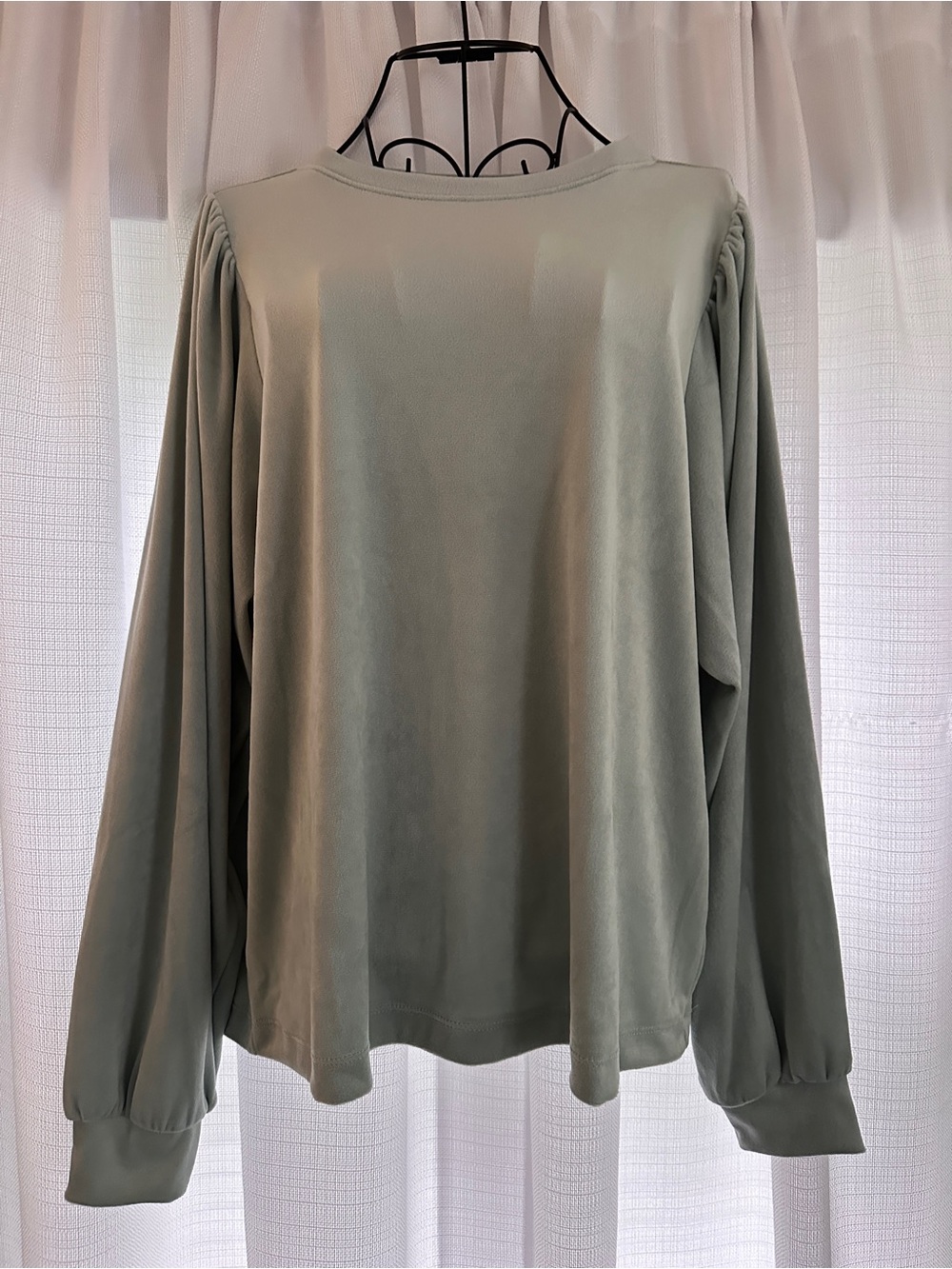 LOFT Sage Green Long-Sleeve Velour Puff Sleeve Crewneck Top